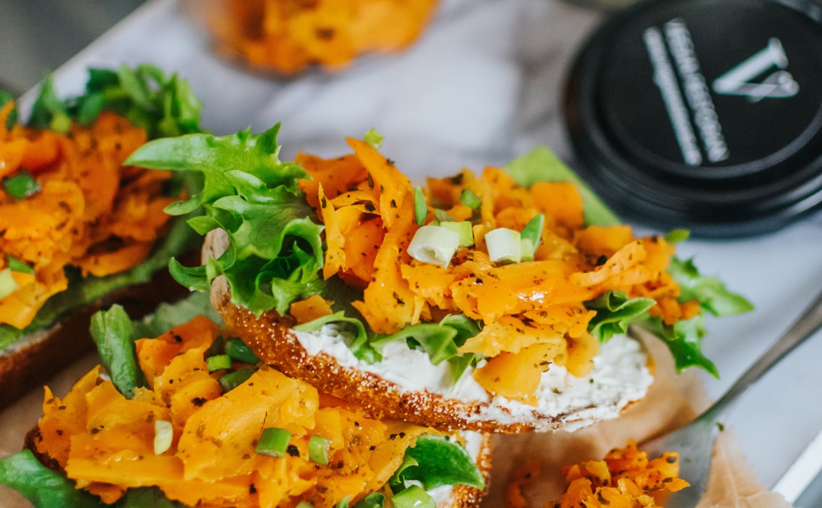 Olive Tapenade Bruschetta With Mango and Eggs 12